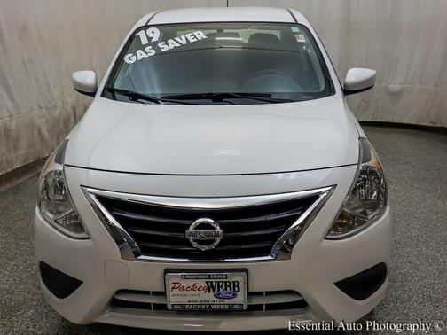 2019 Nissan Versa 1.6 S