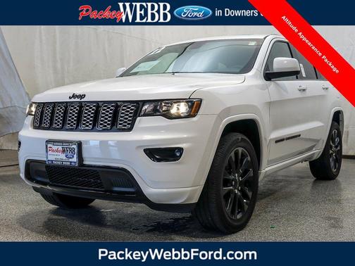 2022 Jeep Grand Cherokee Laredo