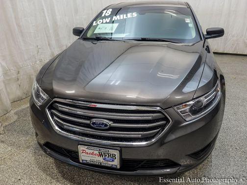 2018 Ford Taurus SE