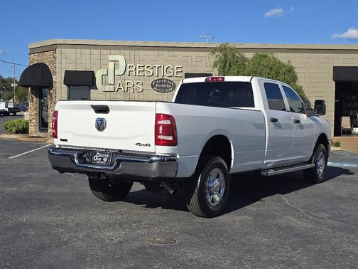 2024 RAM 2500 Tradesman Crew Cab 4x4 8' Box