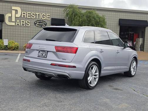 Florett Silver Metallic 2018 Audi Q7 3.0T Prestige
