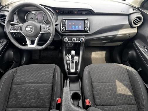 2021 Nissan Kicks S