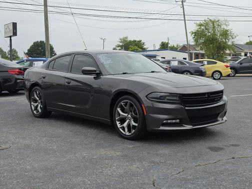 Granite Pearlcoat 2017 Dodge Charger SXT