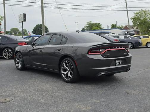 Granite Pearlcoat 2017 Dodge Charger SXT