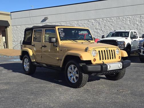 2013 Jeep Wrangler Unlimited Sahara