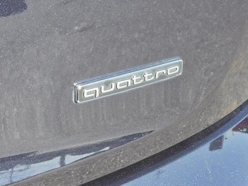 BLACK 2019 Audi Q5 2.0T Premium Plus