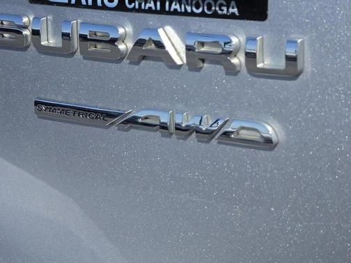 Ice Silver Metallic 2017 Subaru Outback 2.5i Limited