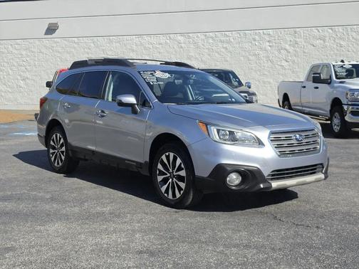 Ice Silver Metallic 2017 Subaru Outback 2.5i Limited