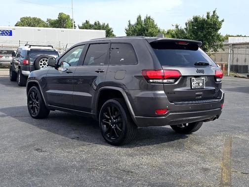 2018 Jeep Grand Cherokee Altitude