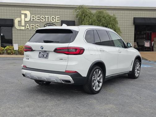 Alpine White 2021 BMW X5 sDrive40i