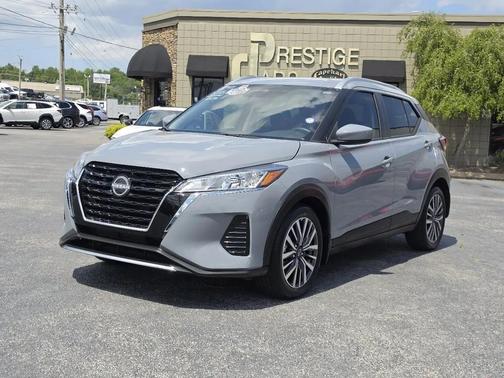GRAY 2024 Nissan Kicks SV
