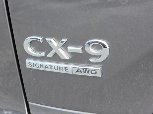 Machine Gray Metallic 2023 Mazda CX-9 Signature
