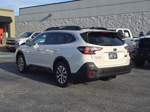 2022 Subaru Outback Premium