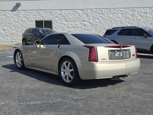 2006 Cadillac XLR Base
