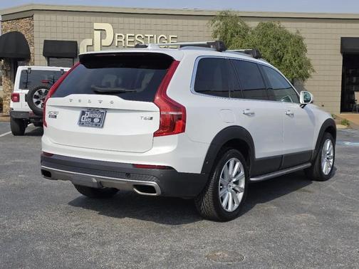 Crystal White Pearl 2016 Volvo XC90 T6 Inscription