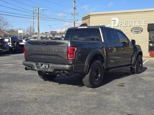 2017 Ford F-150 Raptor