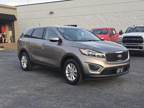 2016 Kia Sorento L