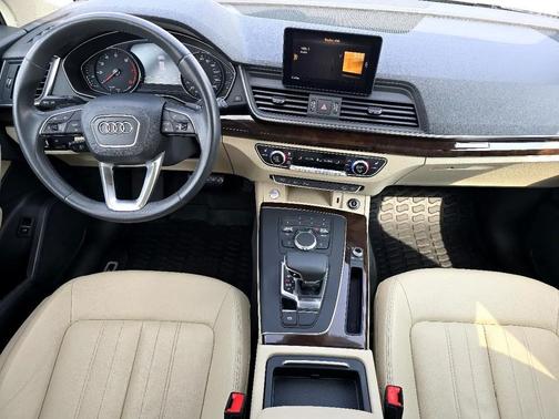 2019 Audi Q5 45 Premium