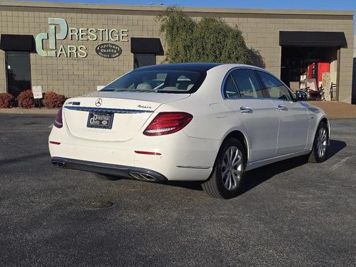 2017 Mercedes-Benz E-Class 4MATIC