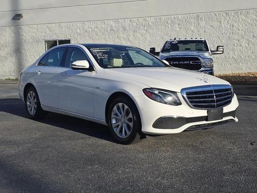 2017 Mercedes-Benz E-Class 4MATIC