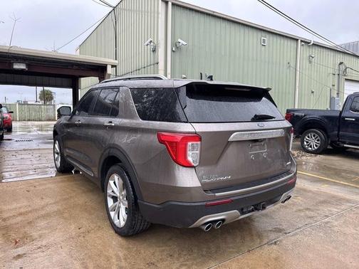 2021 Ford Explorer PLATINUM