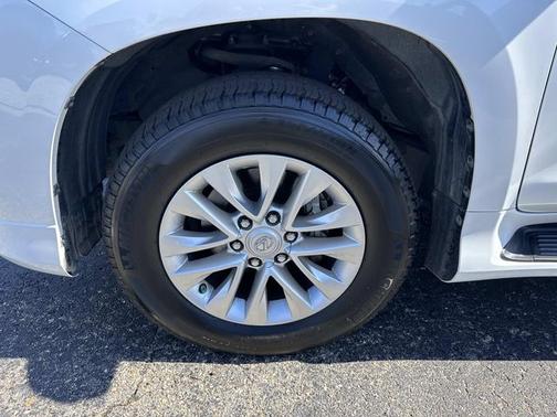 2021 Lexus GX 460 BASE