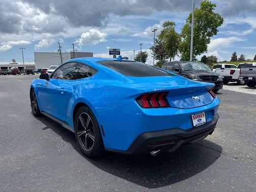 2024 Ford Mustang ECOBOOST