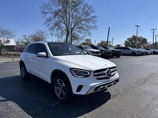 2022 Mercedes-Benz GLC 300 BASE