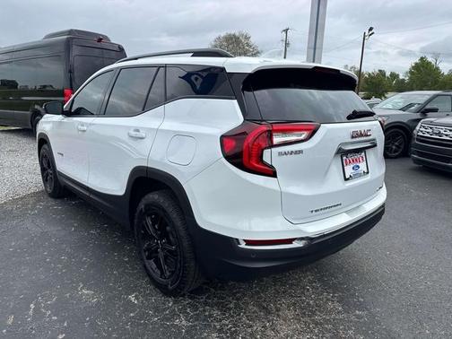 2024 GMC Terrain AT4