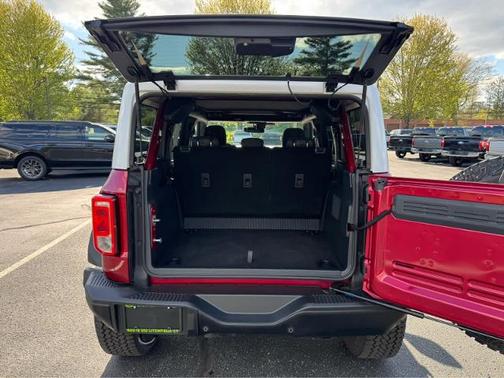 RUBY RED MET TNTD CLEARCOAT 2025 Ford Bronco HERITAGE EDITION