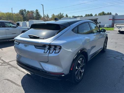 2022 Ford Mustang Mach-E PREMIUM