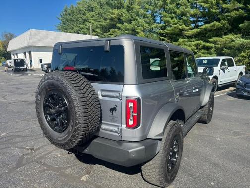 2023 Ford Bronco WILDTRAK