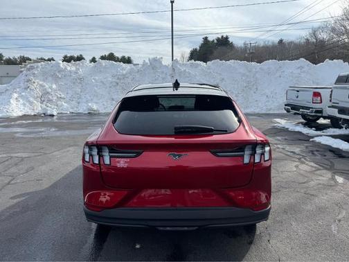 2021 Ford Mustang Mach-E SELECT