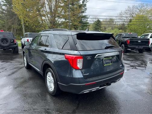 STONE BLUE METALLIC 2022 Ford Explorer XLT