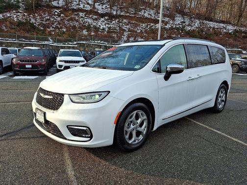 2023 Chrysler Pacifica Limited