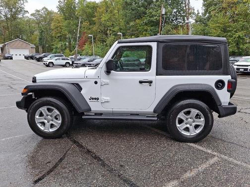 2022 Jeep Wrangler Sport S