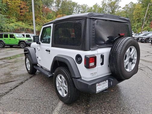 2022 Jeep Wrangler Sport S