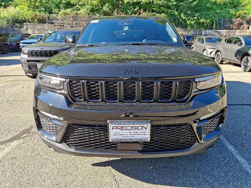 2025 Jeep Grand Cherokee Limited X