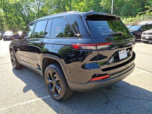 2023 Jeep Grand Cherokee Limited X