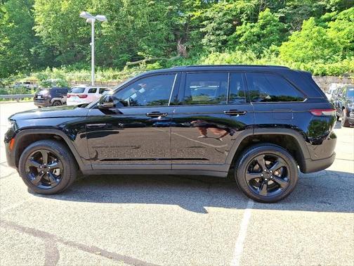 2023 Jeep Grand Cherokee Limited X