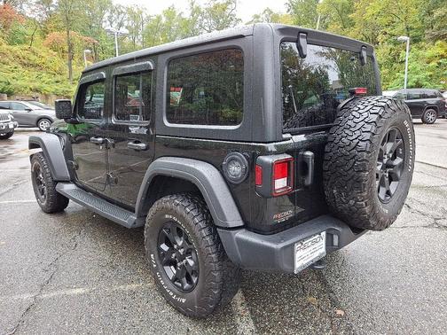 2022 Jeep Wrangler Willys