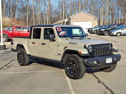 Limited Edition Gobi Clearcoat 2022 Jeep Gladiator Willys 4x4