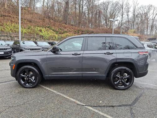 2024 Jeep Grand Cherokee Altitude