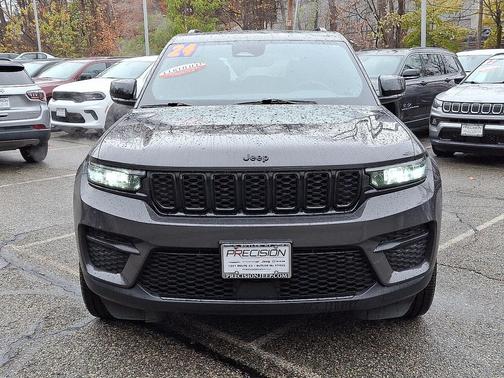 2024 Jeep Grand Cherokee Altitude