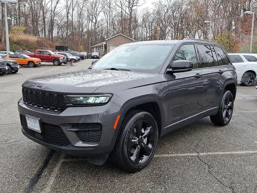 2024 Jeep Grand Cherokee Altitude