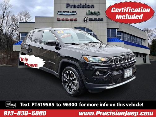 Diamond Black Crystal Pearlcoat 2023 Jeep Compass Limited