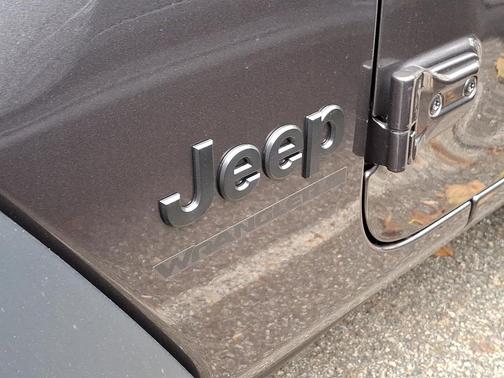 Granite Crystal Metallic Clearcoat 2026 Jeep Wrangler Sport S