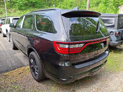 DB Black Clearcoat 2026 Dodge Durango GT Plus