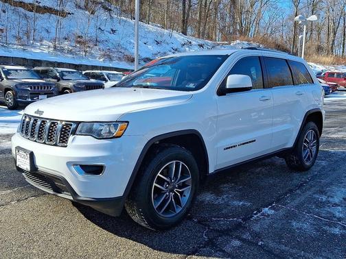 2020 Jeep Grand Cherokee Laredo