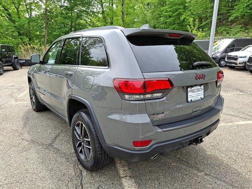 Sting-Gray Clearcoat 2021 Jeep Grand Cherokee Trailhawk